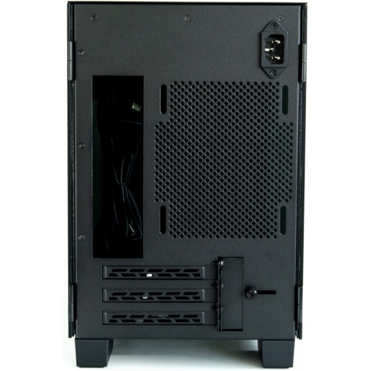 Корпус Razer Tomahawk Mini-ITX (RC21-01400100-R3M1) 98_98.jpg - фото 12