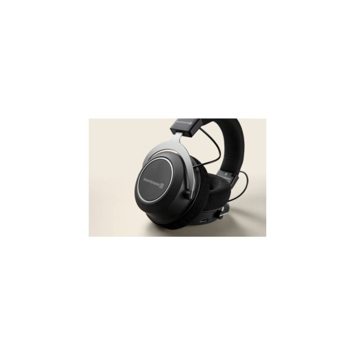 Наушники Beyerdynamic Amiron wireless Black (285299) 98_98.jpg - фото 8