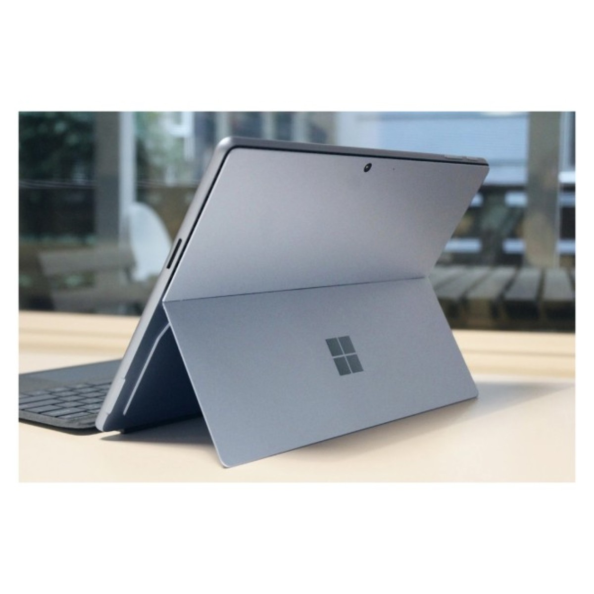 Планшет Microsoft Surface Pro 9 13 PS Touch/ i7-1265U/32GB/1TB/Win11P Silver (QLQ-00001) 98_98.jpg - фото 5