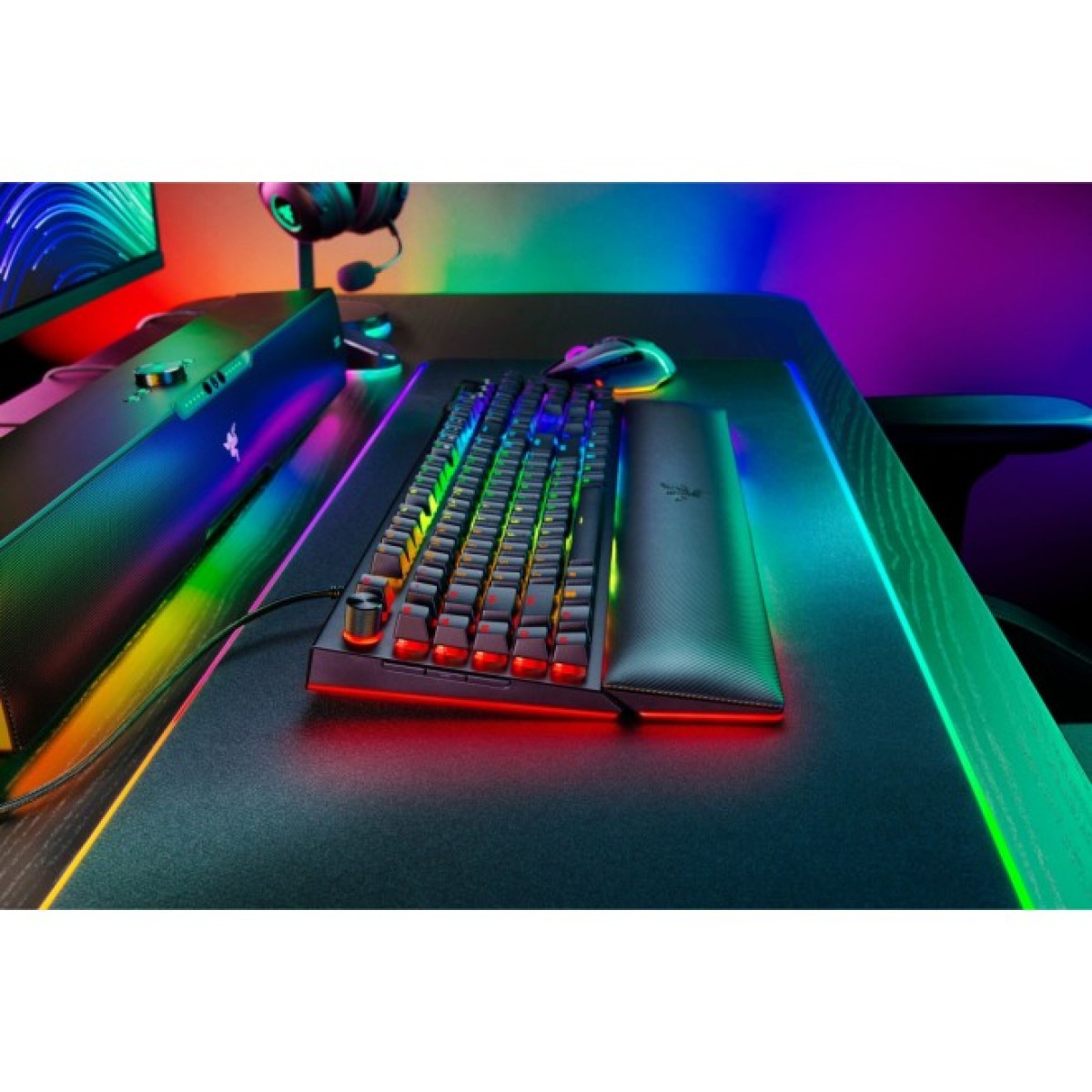 Клавиатура Razer BlackWidow V4 PRO Green Switch USB UA Black (RZ03-04680100-R3M1) 98_98.jpg - фото 8