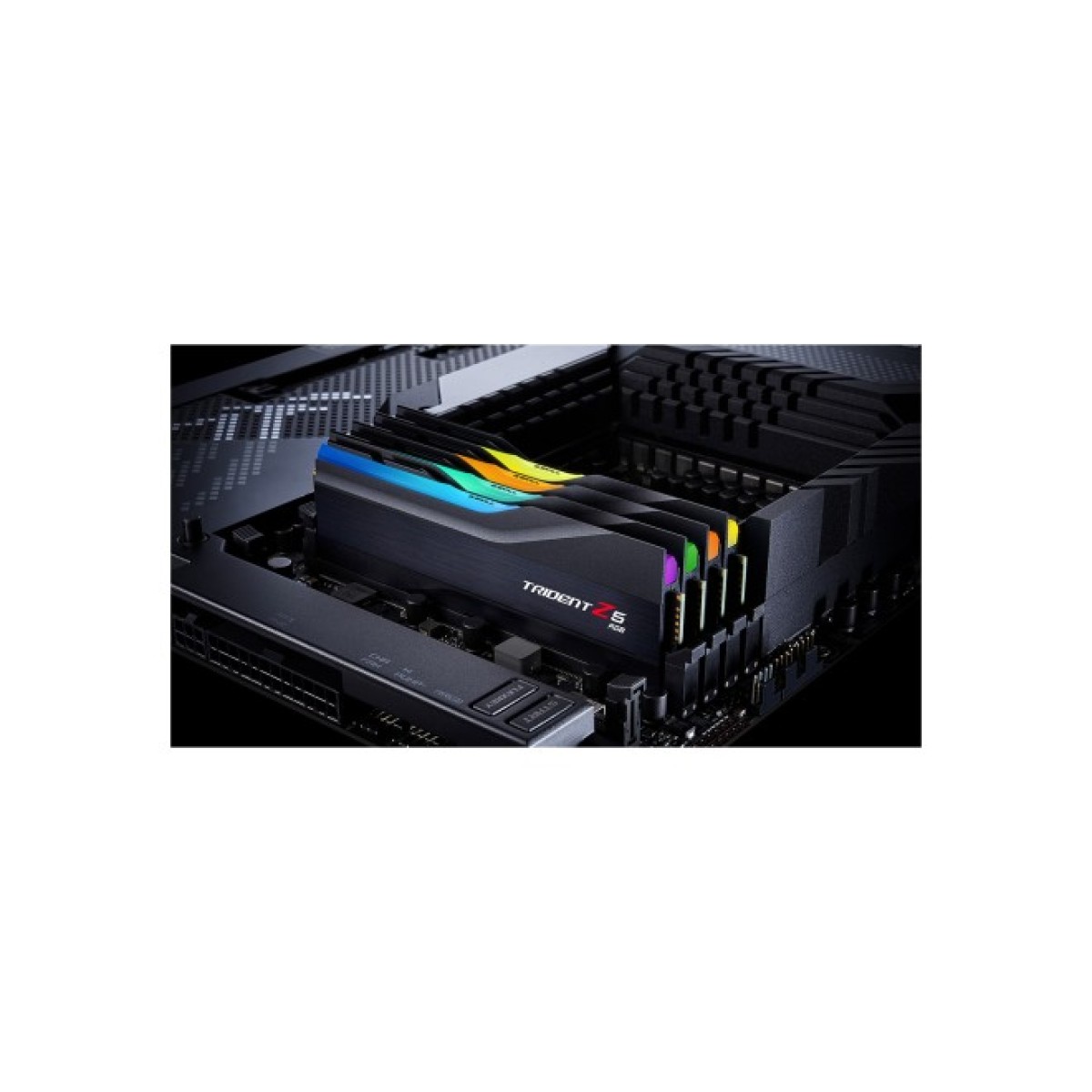 Модуль пам'яті для комп'ютера DDR5 32GB (2x16GB) 6000 MHz Trident Z5 RGB Black G.Skill (F5-6000J3238F16GX2-TZ5RK) 98_98.jpg - фото 5