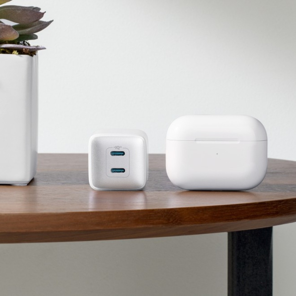 Зарядное устройство Anker PowerPort 521 Nano Pro - 40W 2xUSB-C PIQ3.0 White (A2038G21) 98_98.jpg - фото 2