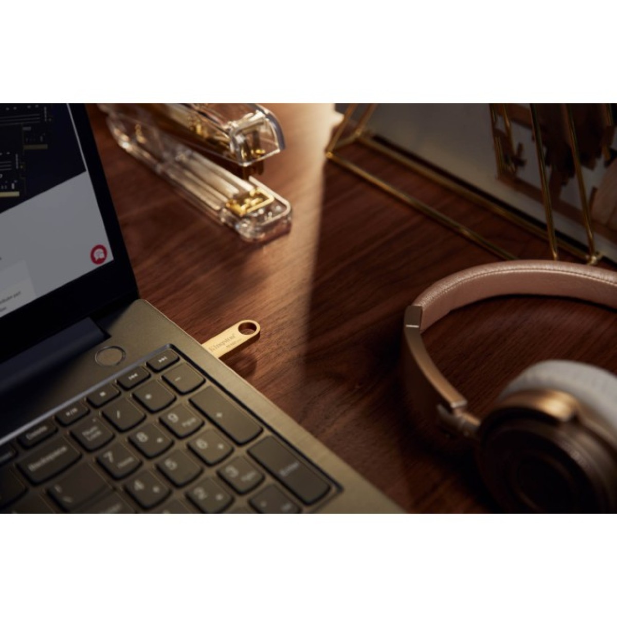 USB флеш накопитель Kingston 512GB DataTraveler SE9 G3 Gold USB 3.2 (DTSE9G3/512GB) 98_98.jpg - фото 3