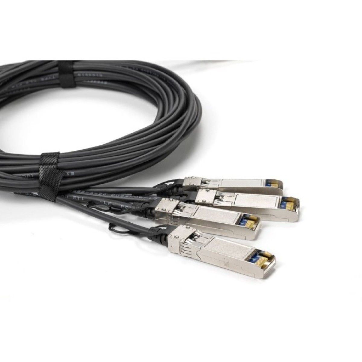 Модуль оптический с кабелем RCI QSFP-4SFP+-DAC-3M 40G QSFP+ to 4x10G SFP+, Copper, 3m 98_98.jpg - фото 10