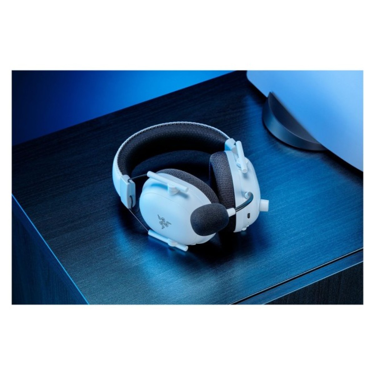 Навушники Razer BlackShark V2 Pro for PS5 White (RZ04-04530600-R3G1) 98_98.jpg - фото 2