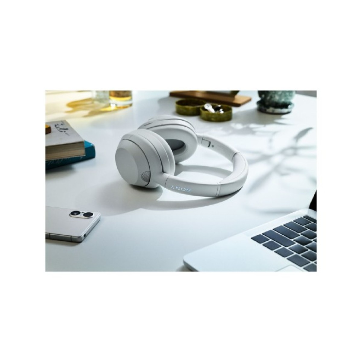 Навушники Sony Over-ear Ult Wear WHULT900N Off White (WHULT900NW.CE7) 98_98.jpg - фото 6