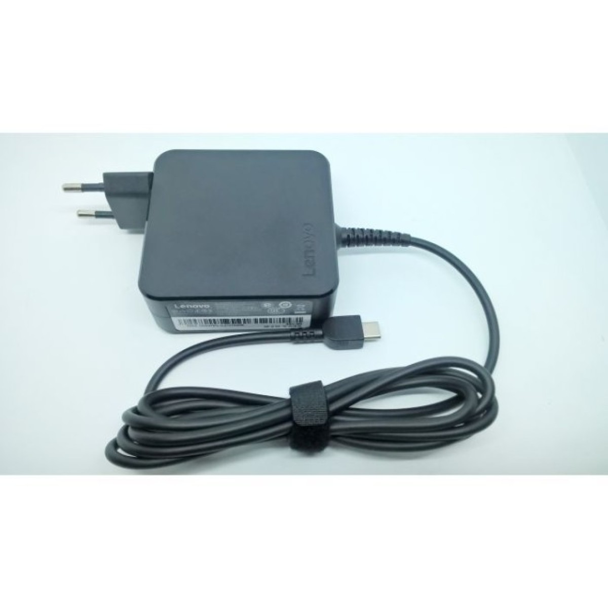 Блок питания к ноутбуку Lenovo 65W 20V/3.25A, 15V/3A, 9V/2A, 5V/2A, USB Type-С, wall mount (ADLX65CLGC2A / A40239) 256_256.jpg