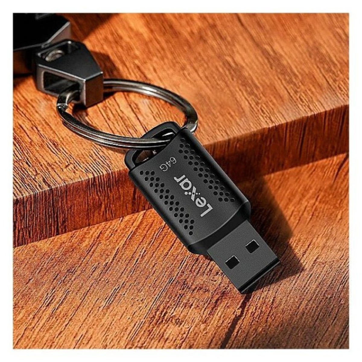 USB флеш накопичувач Lexar 64GB JumpDrive V400 Black USB 3.0 (LJDV400064G-BNBNG) 98_98.jpg - фото 3