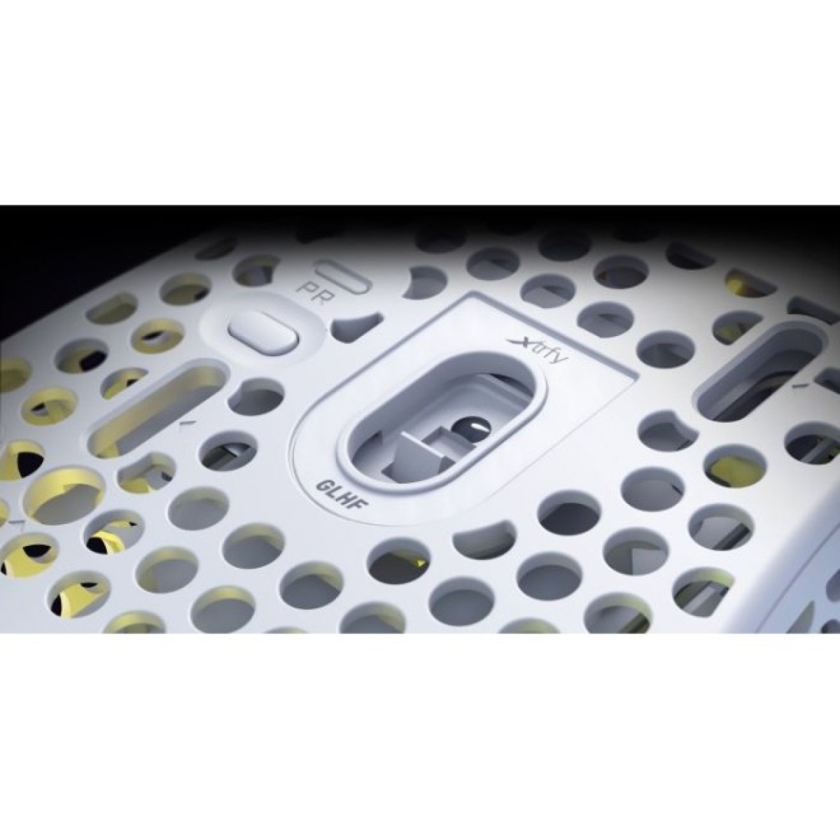 Мышка Cherry Xtrfy M4 RGB Wireless/USB White (M4W-RGB-WHITE) 98_98.jpg - фото 5