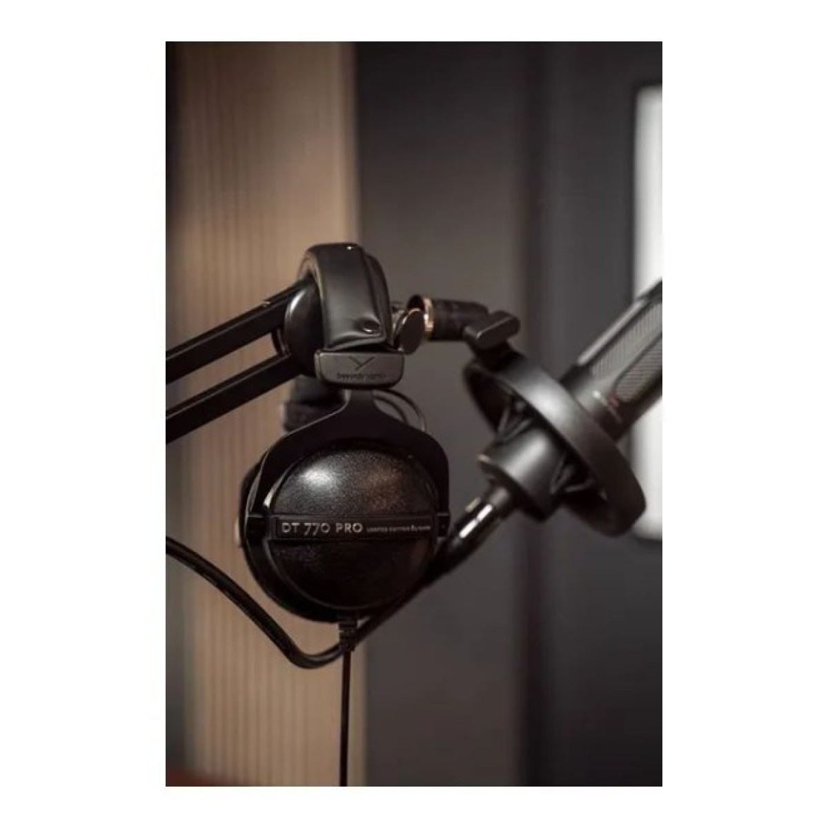 Наушники Beyerdynamic DT 770 PRO LB 80 ohms (529590) 98_98.jpg - фото 4