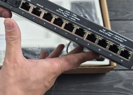 Гигабитный VPN-маршрутизатор 3-в-1 TP-Link ER7212PC 256_184.jpg