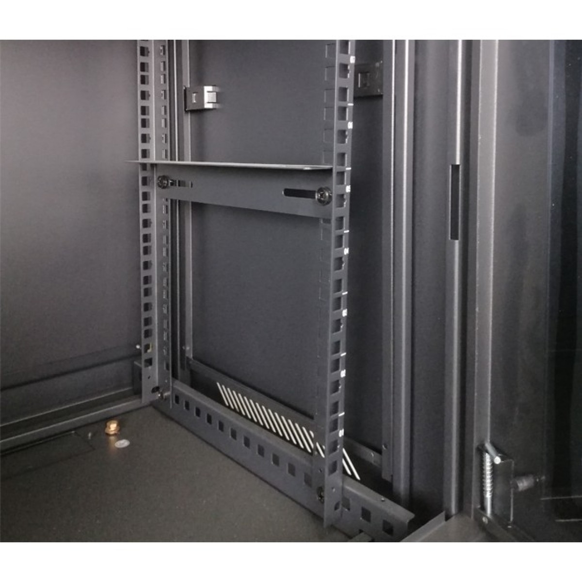 Настенный шкаф 9U 600х440 мм эконом, стекло, черный 98_98.jpg - фото 3