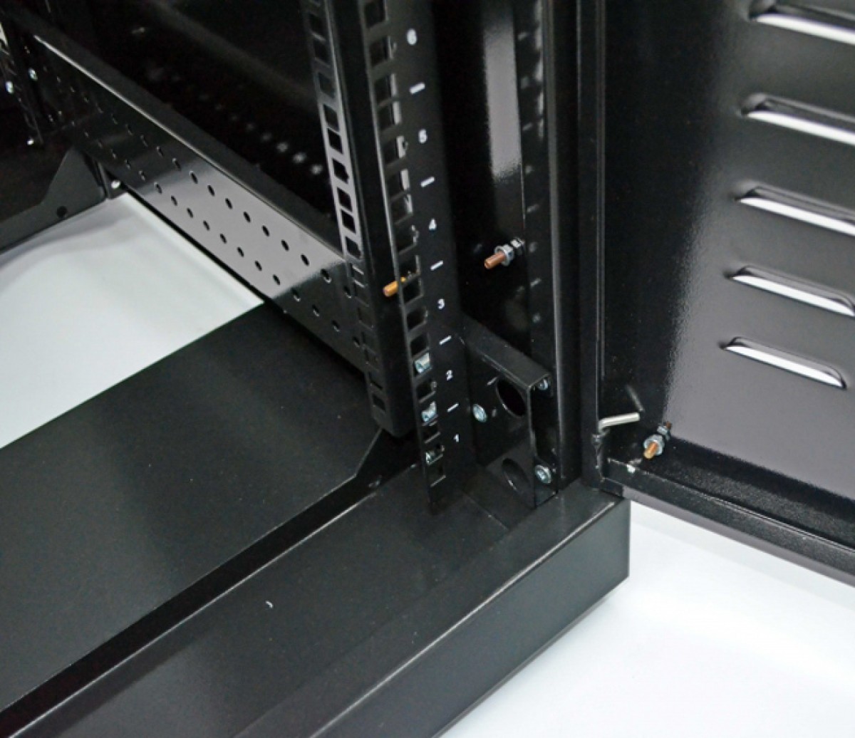 Серверна шафа CMS 42U 610x675 мм посилена чорна (UA-MGSE4266MB) 98_85.jpg - фото 4