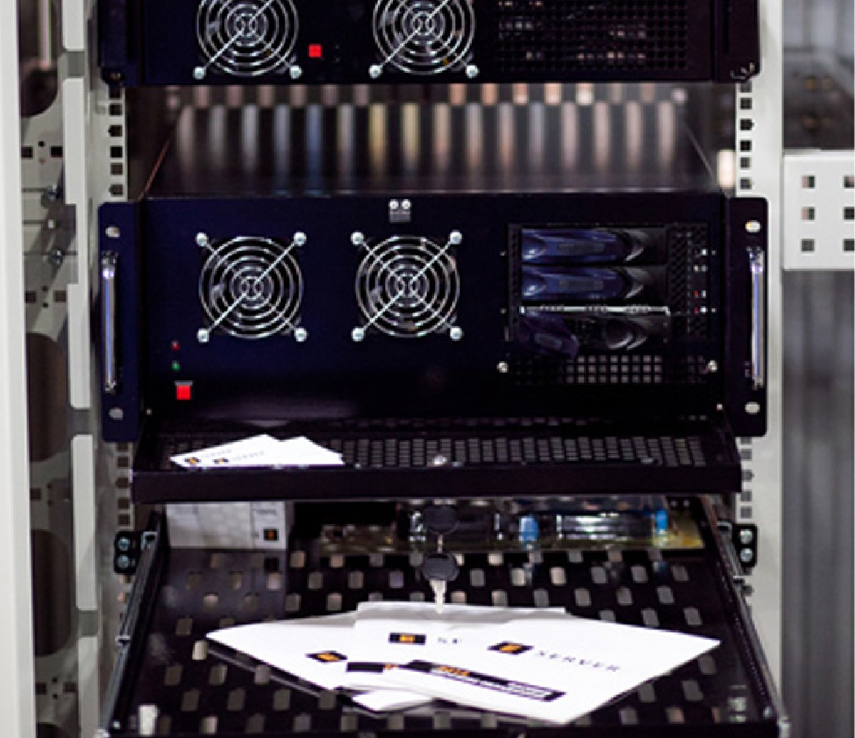 Шкаф серверный 42U 800x1000 Rackmount (42U800x1000GR) 98_85.jpg - фото 8