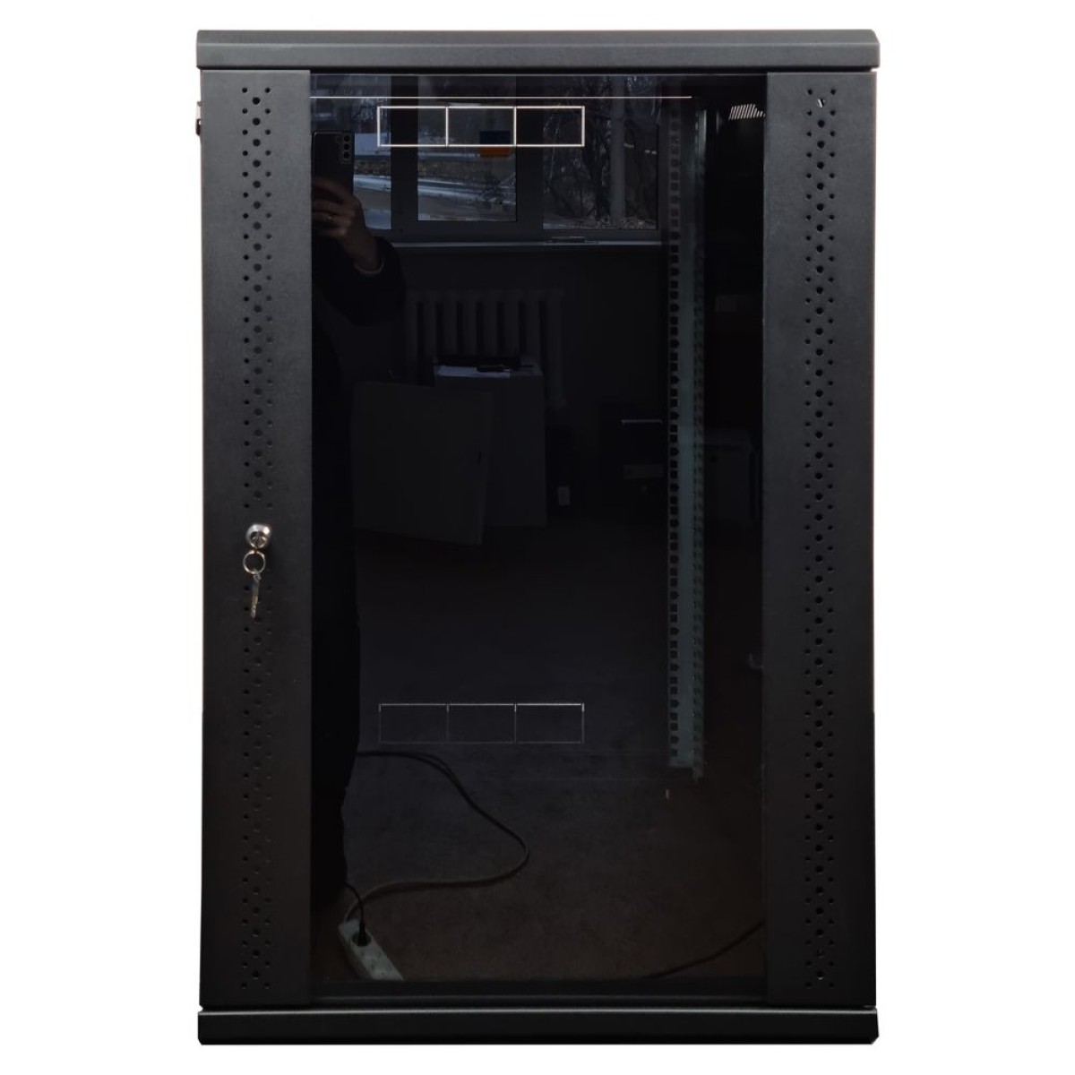 Серверный шкаф 18U, EServer 600х500х907 (Ш*Г*В), стекло, черный (ES-Е1850B) 256_256.jpg