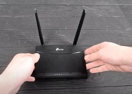 4G-Маршрутизатор TP-LINK TL-MR100 — огляд та головні параметри 256_184.jpg